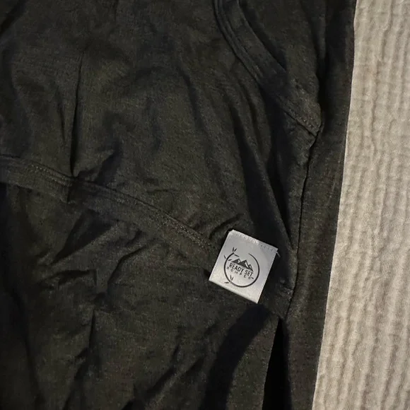 Ready Set Rompers. Front Opening. 2-3T - Picture 3 of 15